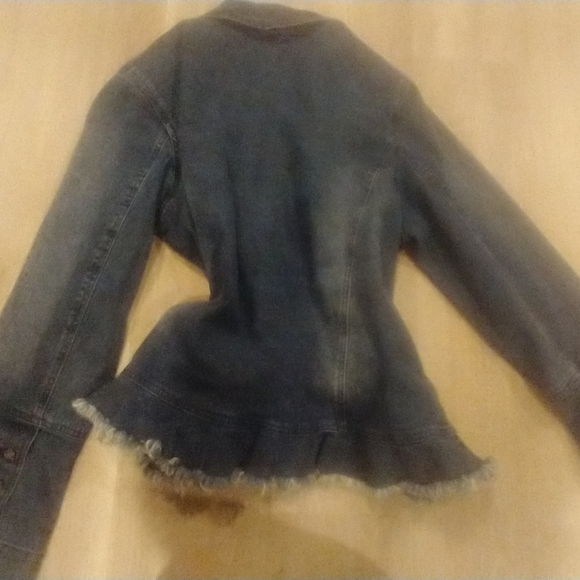 Epic super cute sexy jean jacket - Picture 6 of 8